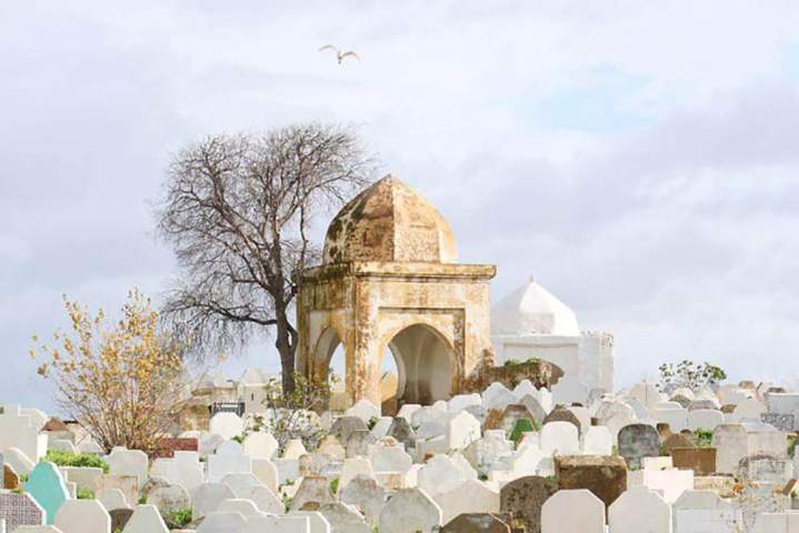 Construction de tombes Caen